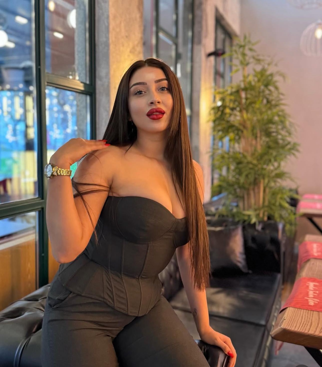 Aziziye Sıradışı Bayan Escort Hülya