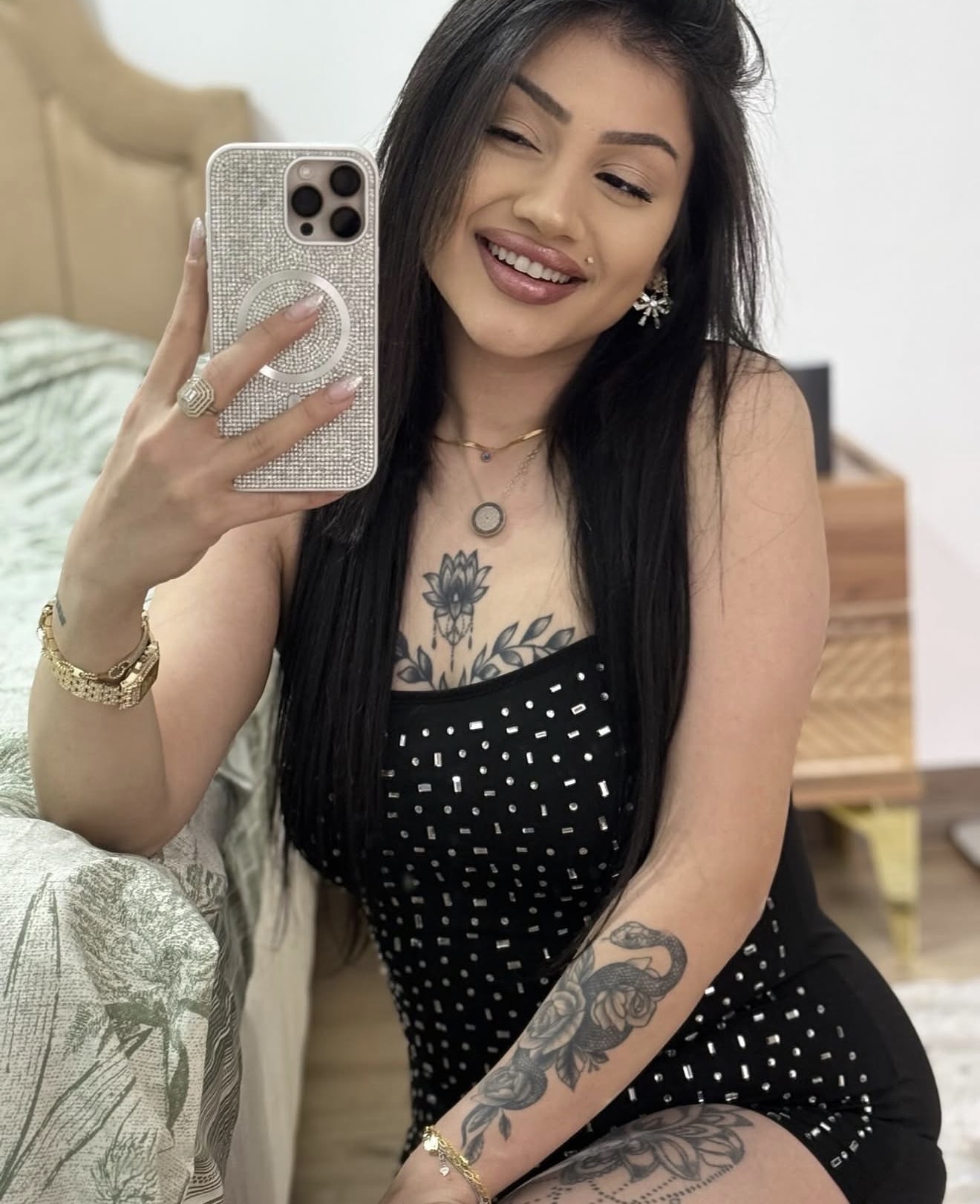 Aziziye Sadık Bayan Escort Hülya
